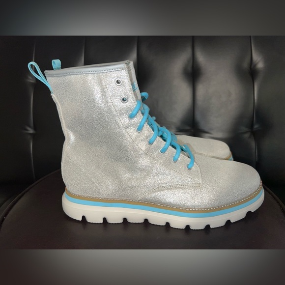 Skechers Shoes - Skechers “On The Go” lightweight boots size 10